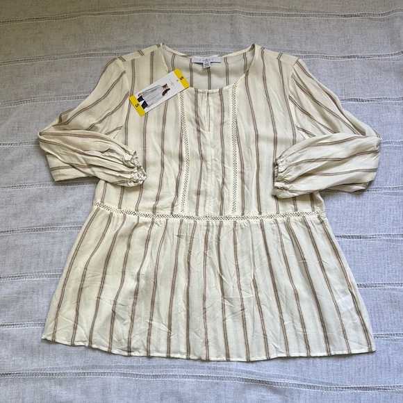 Fever NWT Cream Stripped Peasant Blouse - Picture 3 of 13